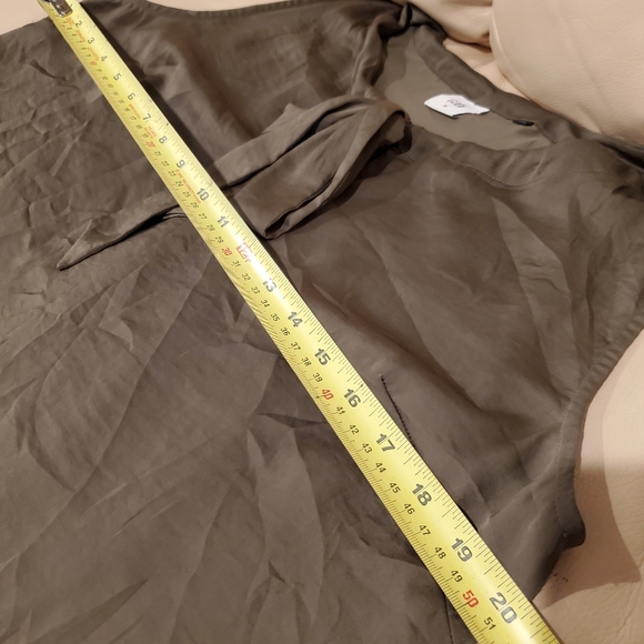 Cabi M tank top olive green oversized long shirt flowy lightweight sleeveless - Picture 15 of 16